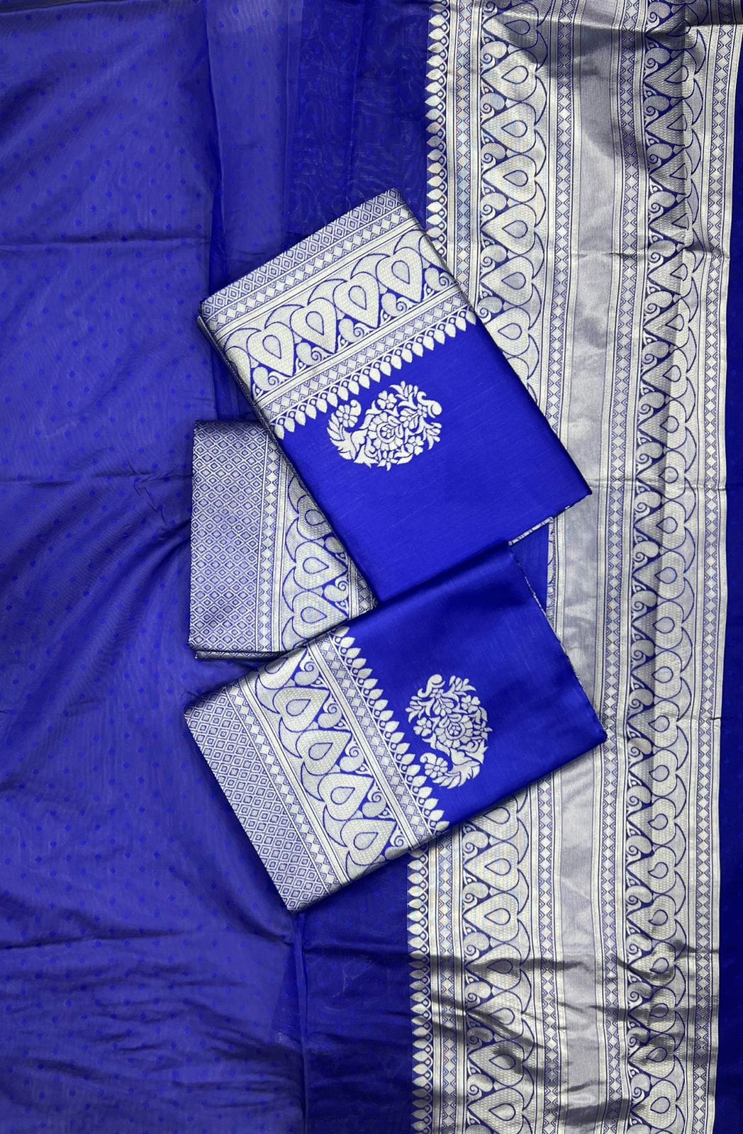 BEAUTIFUL RICH PALLU JACQUARD WORK ON ALL OVER THE SAREE